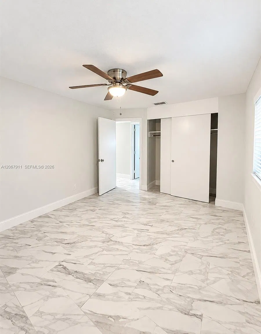 Palm Beach Cabana Colony — Photo 4