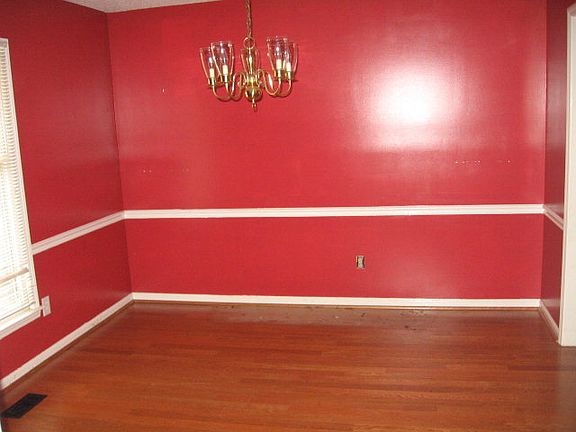 5th image of 409 Pineview Dr