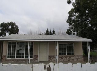123 Ash Ave, Oakdale, CA 95361