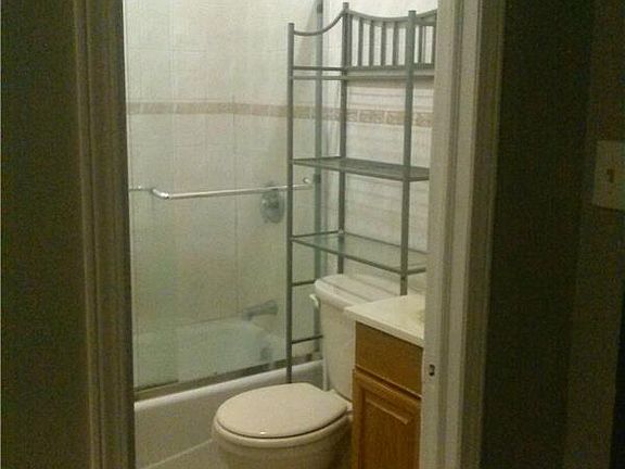4th image of 4123 29th St Fl 1