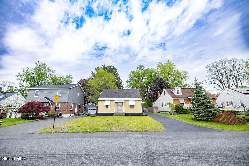 2nd image of 1782 Fiero Avenue