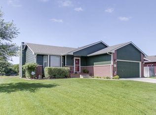 611 S Stoneridge St, Valley Center, KS 67147