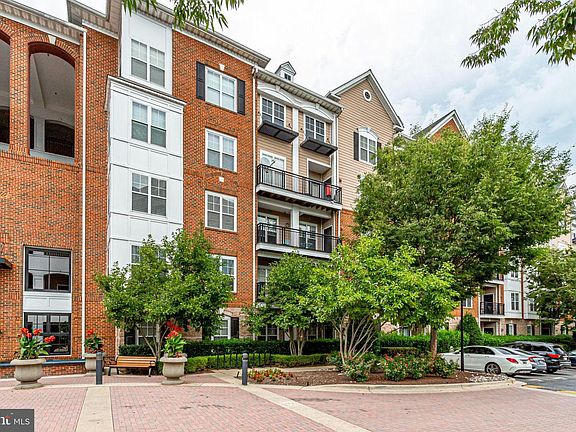 2nd image of 501 Hungerford Dr APT 327