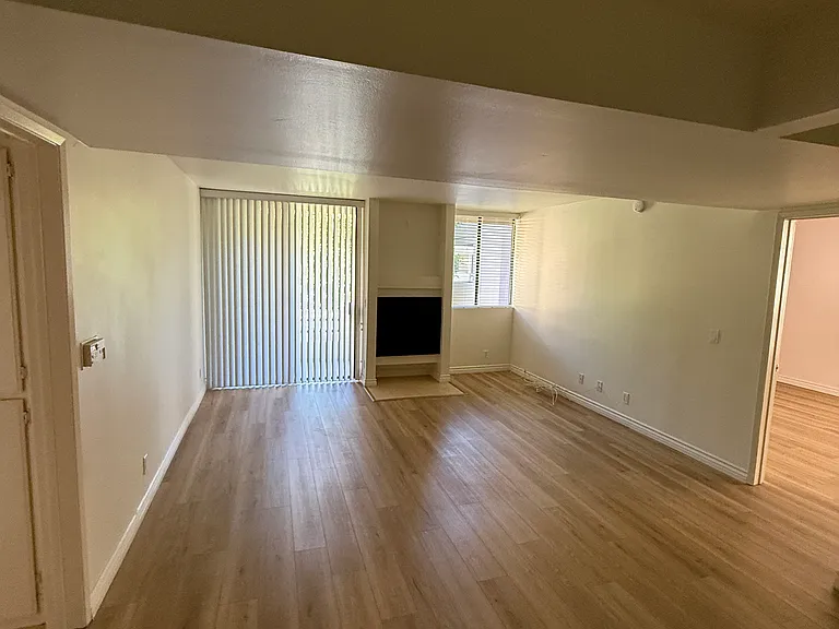 7826 Topanga Canyon Blvd #226 — Photo 13