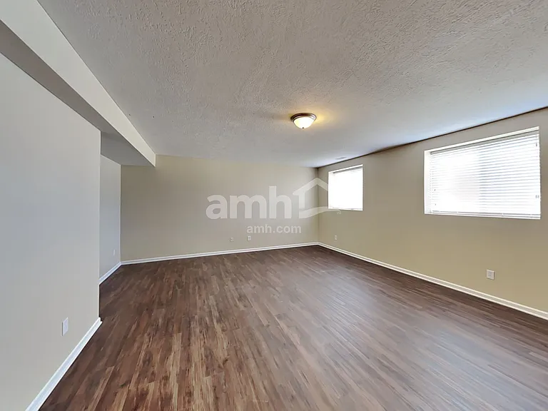 338 Calebs Ct — Photo 25