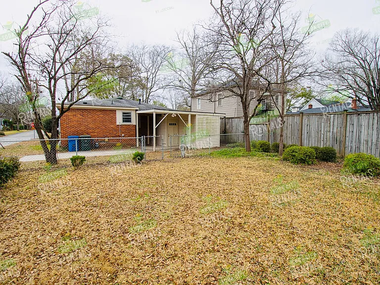 2829 Duncan St — Photo 30
