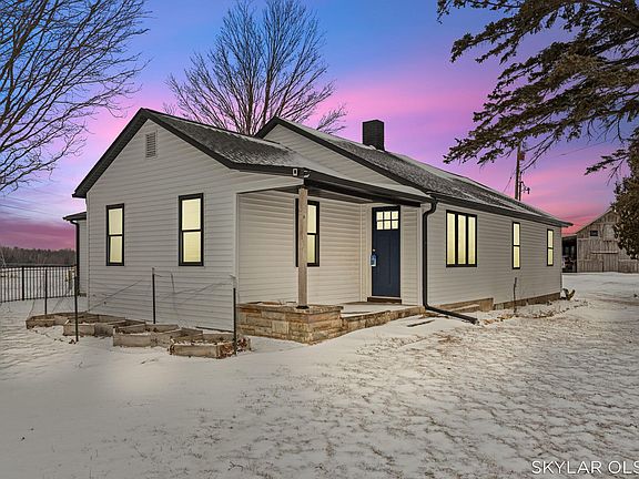 3rd image of 8900 E Cleveland Rd