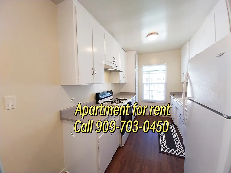 2993 N Garey Ave — Photo 30
