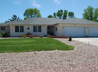 180 S Golfview Dr, Pueblo West, CO 81007