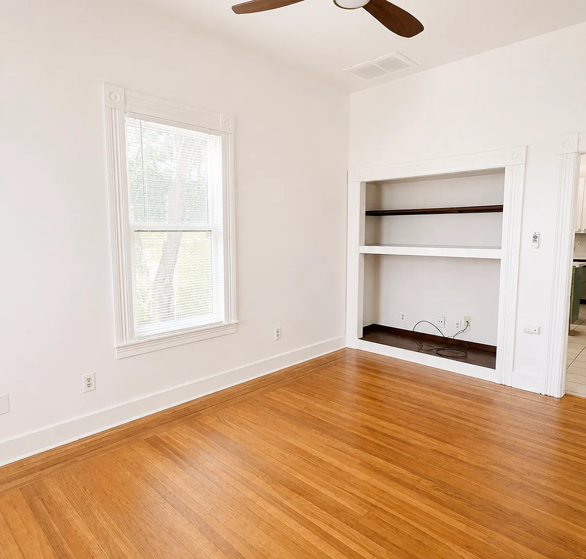 2 bed, 845 sqft, $2,500 — Photo 4