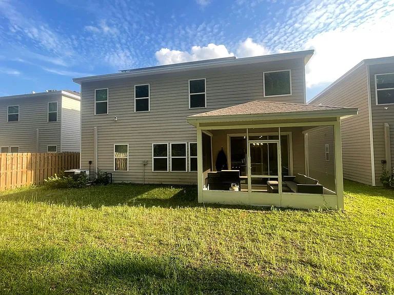 13616 NW 14th Pl — Photo 27