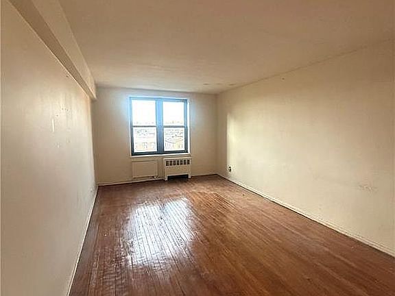 4th image of 2620 Ocean Pkwy APT 4J