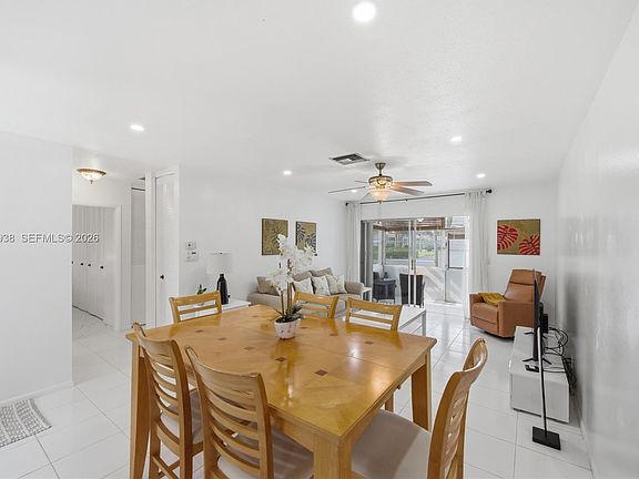 4th image of 2894 Crosley Dr E APT D