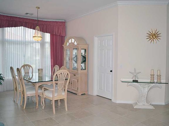 3rd image of 4870 Coventry Ct
