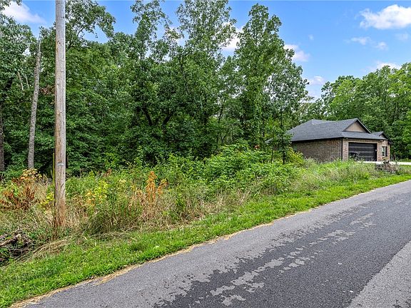 4th image of 10 Lochgilphead Ln #10