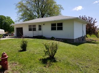 227 Wood St, Patch Grove, WI 53817