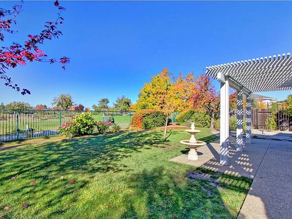 3rd image of 2535 Hepworth Dr