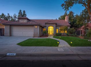 2102 E Ryan Ln, Fresno, CA 93720