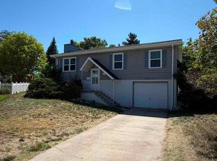 2477 Parkview Rd, Sidney, NE 69162