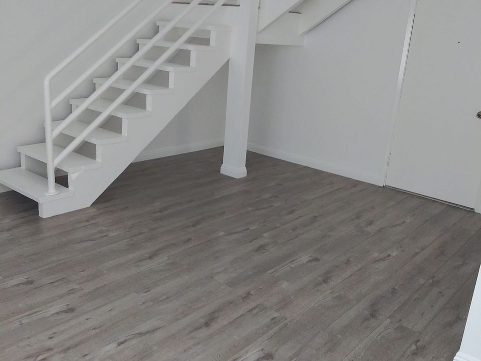 1st image of 408 S Venice Blvd APT 210