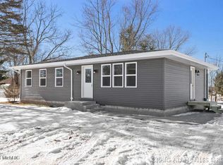 12109 Northland Dr NE, Cedar Springs, MI 49319