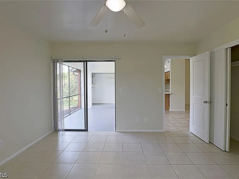 4417 SW Santa Barbara Pl — Photo 8