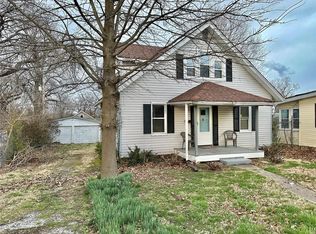 438 N 5th St, Belleville, IL