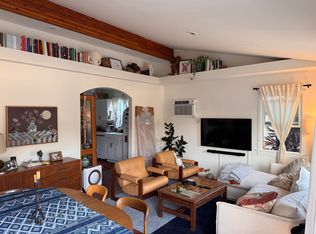 3801 De Longpre Ave, Los Angeles, CA 90027
