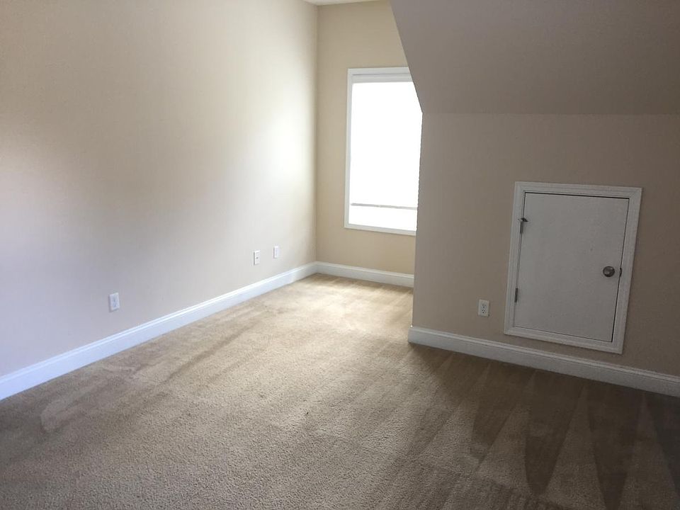 2nd image of 1290 Barnett Shoals Rd