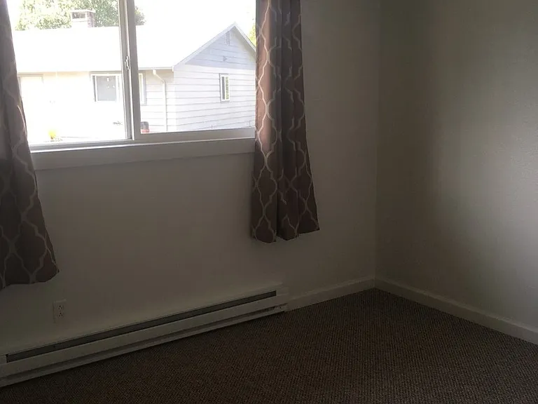 420 Oakhurst Dr — Photo 15