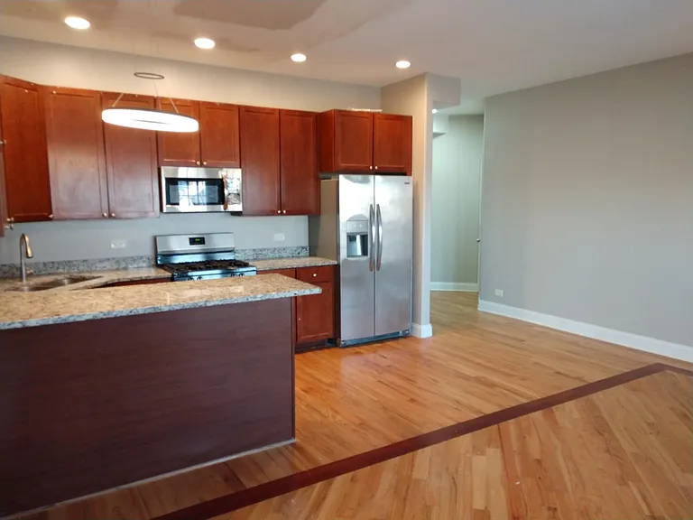 537 E 43rd St #3E — Photo 3