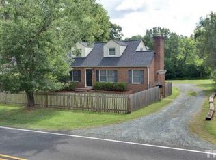 122 Estes Ext, Carrboro, NC 27510