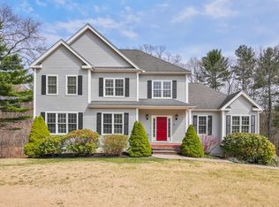 2 Stub Toe Ln, Milford, MA 01757
