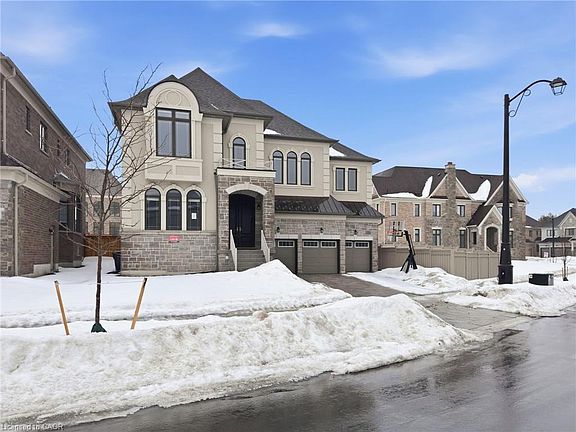 3rd image of 101 Appleyard Ave