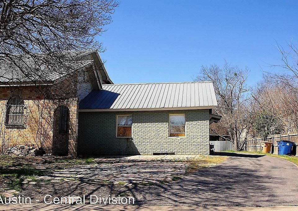 2nd image of 2108 Tillery St