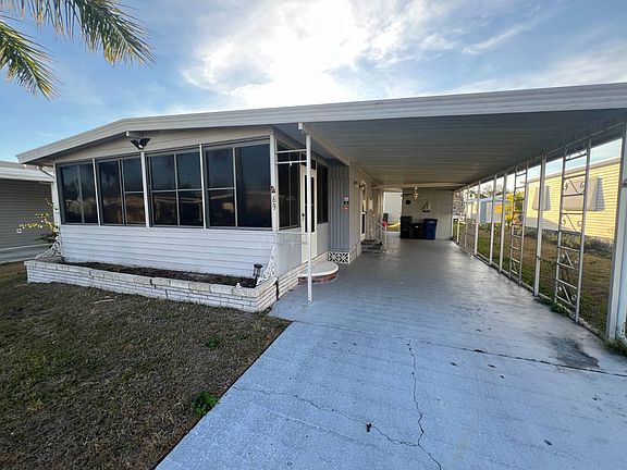 2nd image of 69 Colony Dr N