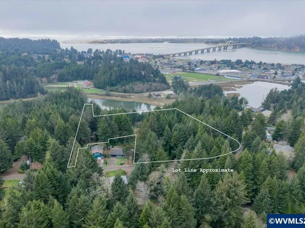 Next To 120 Ne Waldport Heights Dr, Waldport, OR 97394