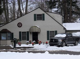 12071 Choctaw Cir, Conneaut Lake, PA 16316