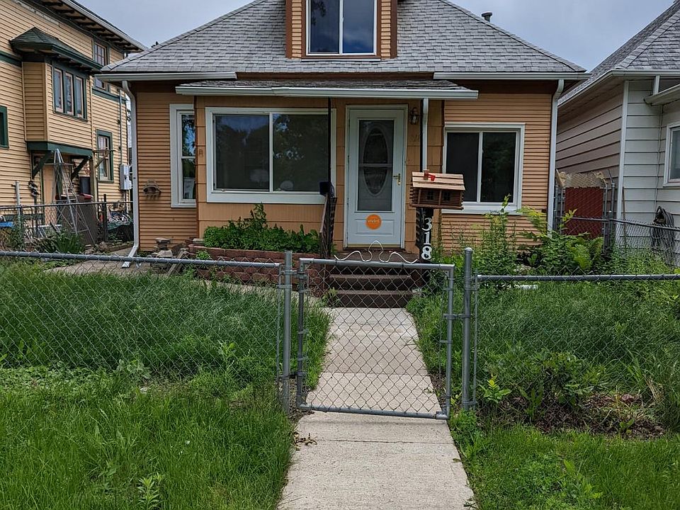 1st image of 318 7th Ave S