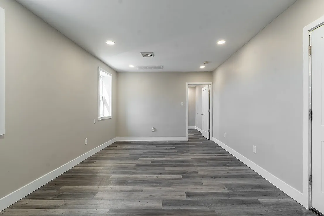 1 bed, 500 sqft, $1,050 — Photo 4