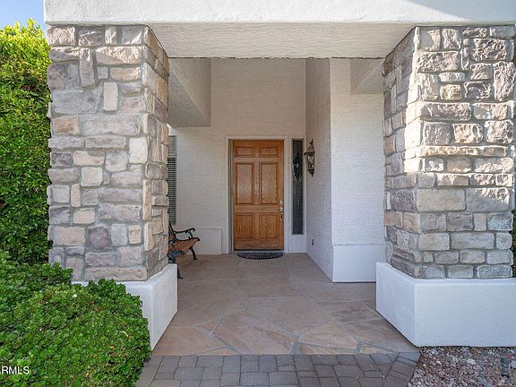 2nd image of 3760 S VISTA Place