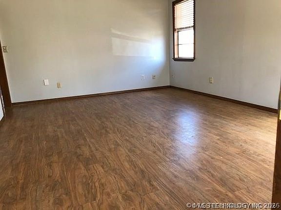 5th image of 103 E Crisler Ave