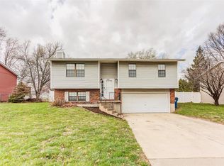 412 Riggin Rd, Troy, IL 62294