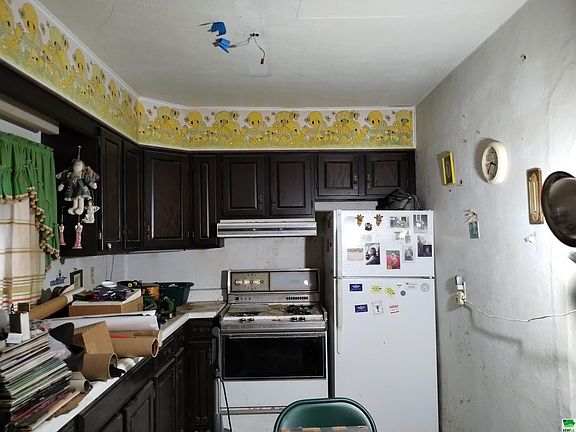 4th image of 2224 W 5th St