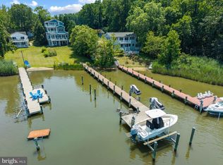 1200 Cedar Ln, Edgewater, MD 21037