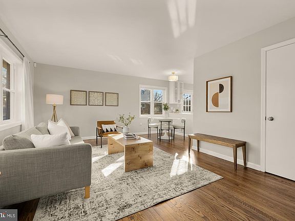 5th image of 6112 Paulonia Rd