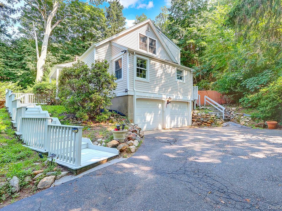 1st image of 1550 Stony Brook Road