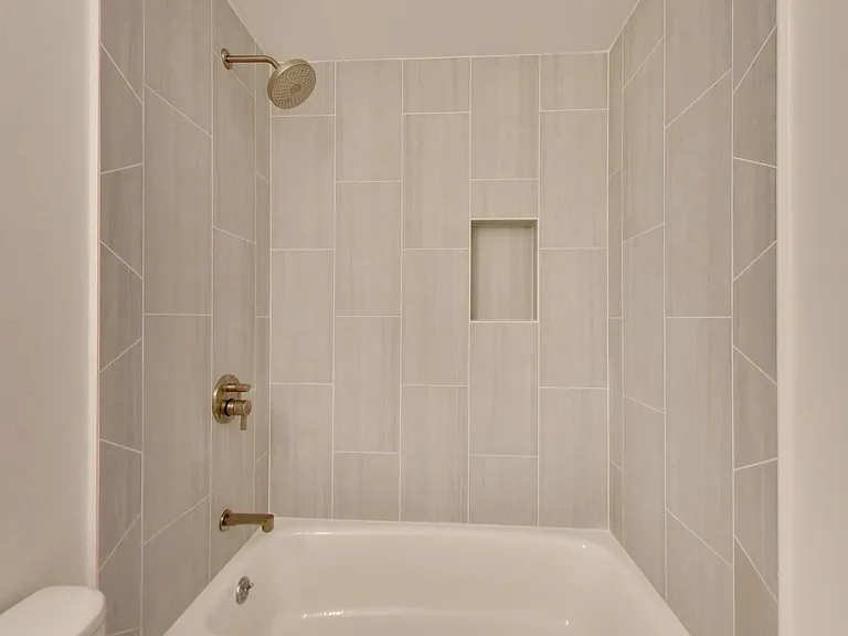 1500 Newlands Ave #203 — Photo 13