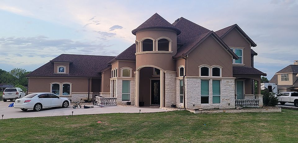 1st image of 14035 S Red Oak Cir