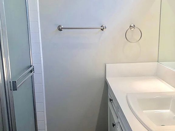 5th image of 5117 Lindblade Dr
